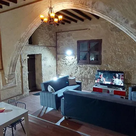 Stone Mansion Nikozja